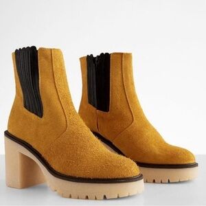 COPY - Nwob Free People James Suede Leather Chelsea Ankle Boot In Mustard Size …